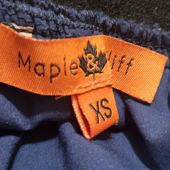 Maple & Cliff Pleated Maxi Skirt - Picture 3 of 5